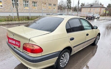 Toyota Avensis III рестайлинг, 2001 год, 185 000 рублей, 15 фотография