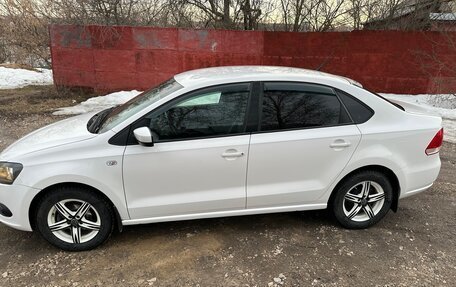 Volkswagen Polo VI (EU Market), 2013 год, 650 000 рублей, 2 фотография