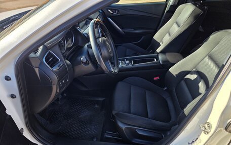 Mazda 6, 2017 год, 1 890 000 рублей, 10 фотография