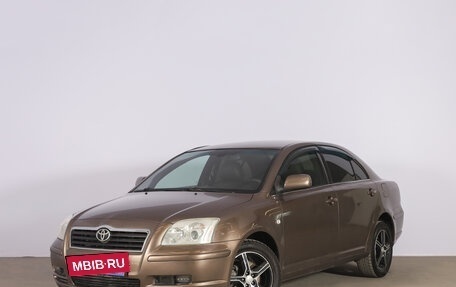 Toyota Avensis III рестайлинг, 2004 год, 699 000 рублей, 4 фотография
