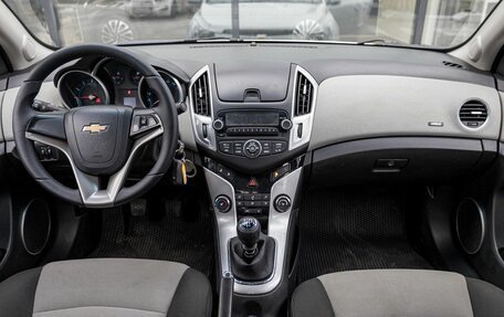 Chevrolet Cruze II, 2013 год, 711 000 рублей, 7 фотография