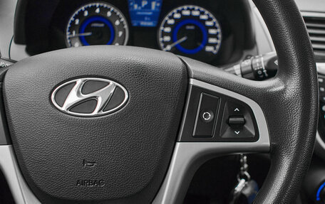 Hyundai Solaris II рестайлинг, 2014 год, 1 075 000 рублей, 12 фотография