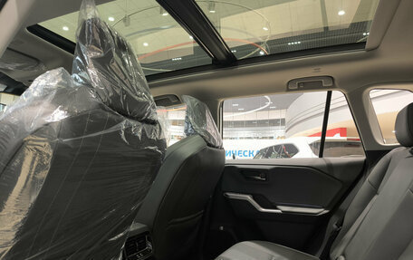 Toyota RAV4, 2025 год, 4 550 000 рублей, 12 фотография