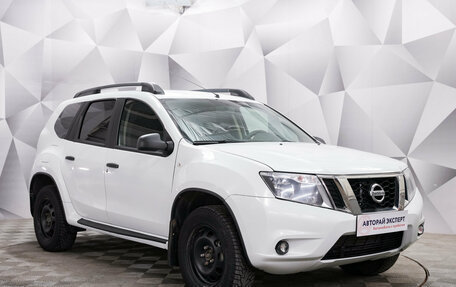 Nissan Terrano III, 2015 год, 1 191 000 рублей, 4 фотография