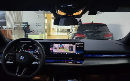 BMW 5 серия, 2025 год, 6 650 000 рублей, 6 фотография