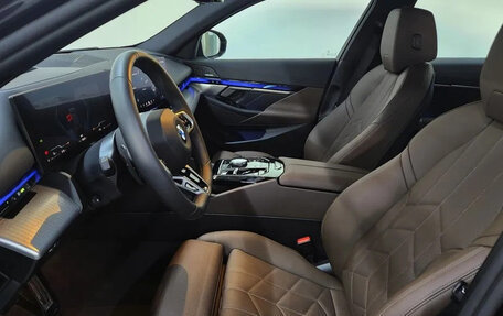 BMW 5 серия, 2025 год, 6 650 000 рублей, 5 фотография