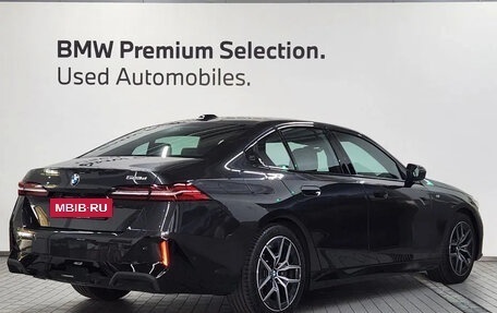 BMW 5 серия, 2025 год, 6 650 000 рублей, 3 фотография