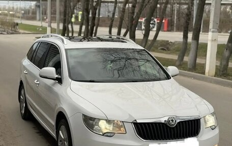 Skoda Superb III рестайлинг, 2011 год, 970 000 рублей, 3 фотография