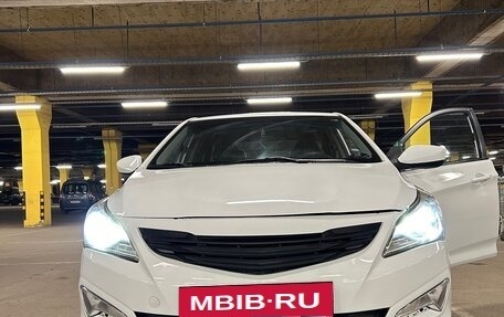 Hyundai Solaris II рестайлинг, 2015 год, 500 000 рублей, 6 фотография