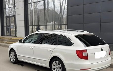 Skoda Superb III рестайлинг, 2011 год, 970 000 рублей, 8 фотография
