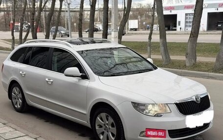 Skoda Superb III рестайлинг, 2011 год, 970 000 рублей, 7 фотография