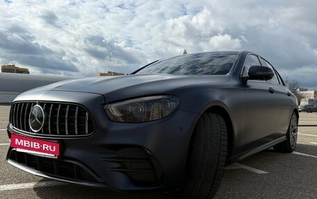 Mercedes-Benz E-Класс, 2020 год, 5 200 000 рублей, 3 фотография