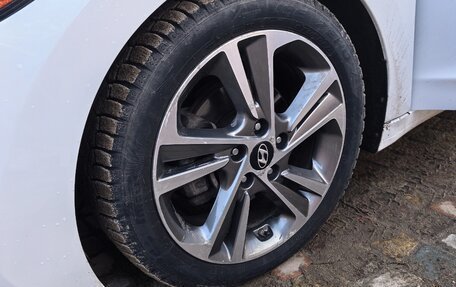 Hyundai Elantra VI рестайлинг, 2016 год, 1 650 000 рублей, 5 фотография