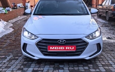 Hyundai Elantra VI рестайлинг, 2016 год, 1 650 000 рублей, 37 фотография