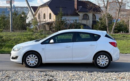Opel Astra J, 2014 год, 790 000 рублей, 2 фотография