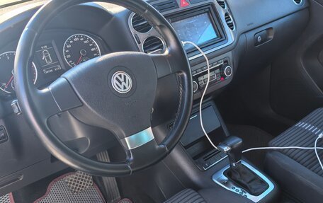 Volkswagen Tiguan I, 2010 год, 820 000 рублей, 8 фотография