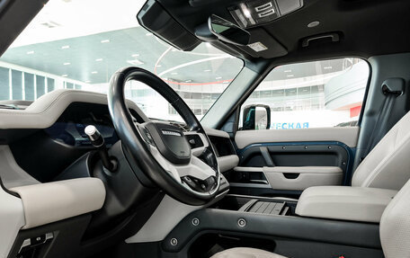 Land Rover Defender II, 2021 год, 8 900 000 рублей, 20 фотография