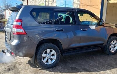 Toyota Land Cruiser Prado 150 рестайлинг 2, 2014 год, 3 160 000 рублей, 1 фотография