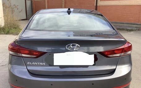 Hyundai Elantra VI рестайлинг, 2017 год, 1 350 000 рублей, 4 фотография