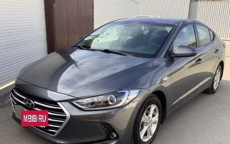 Hyundai Elantra VI рестайлинг, 2017 год, 1 350 000 рублей, 5 фотография