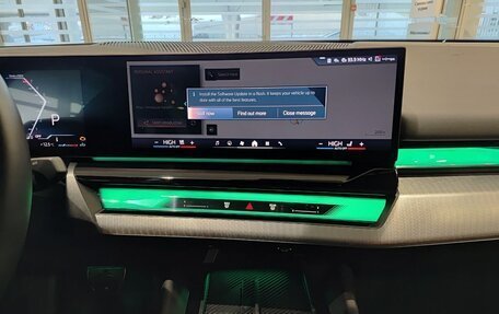 BMW 5 серия, 2025 год, 9 500 000 рублей, 10 фотография