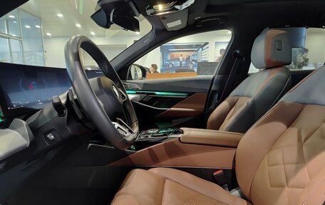 BMW 5 серия, 2025 год, 9 500 000 рублей, 13 фотография