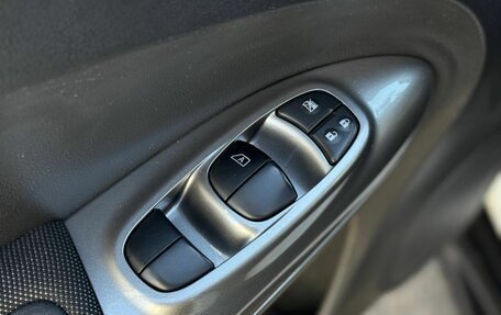 Nissan Juke II, 2013 год, 820 000 рублей, 18 фотография