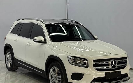 Mercedes-Benz GLB, 2022 год, 2 720 000 рублей, 3 фотография