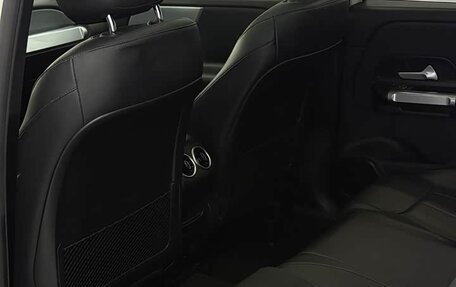 Mercedes-Benz GLB, 2022 год, 2 720 000 рублей, 13 фотография