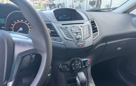 Ford Fiesta, 2016 год, 900 000 рублей, 8 фотография