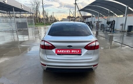 Ford Fiesta, 2016 год, 900 000 рублей, 4 фотография