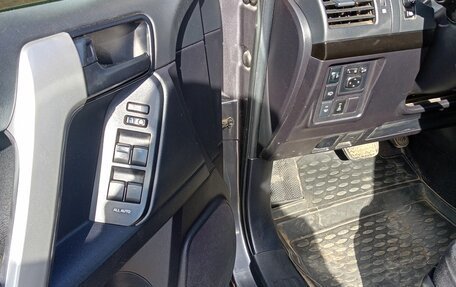 Toyota Land Cruiser Prado 150 рестайлинг 2, 2014 год, 3 160 000 рублей, 9 фотография