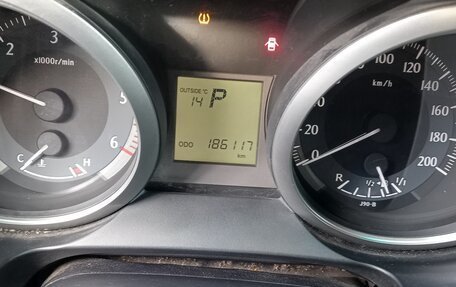 Toyota Land Cruiser Prado 150 рестайлинг 2, 2014 год, 3 160 000 рублей, 6 фотография