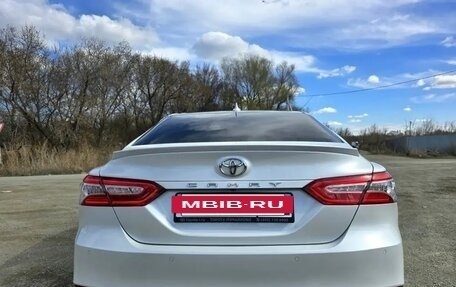 Toyota Camry, 2021 год, 3 120 000 рублей, 17 фотография