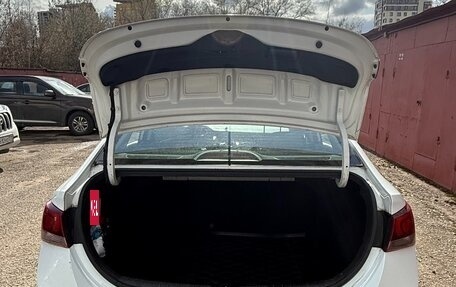 Hyundai Solaris II рестайлинг, 2017 год, 1 150 000 рублей, 10 фотография