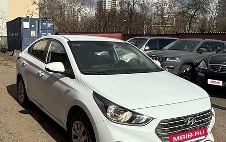 Hyundai Solaris II рестайлинг, 2017 год, 1 150 000 рублей, 3 фотография