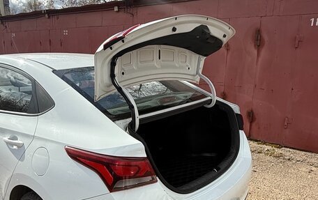 Hyundai Solaris II рестайлинг, 2017 год, 1 150 000 рублей, 20 фотография