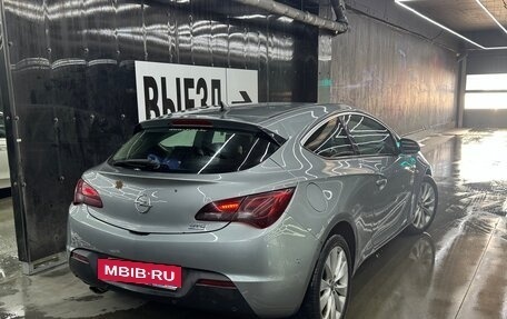 Opel Astra J, 2013 год, 549 500 рублей, 2 фотография