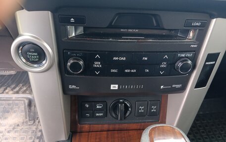 Toyota Land Cruiser Prado 150 рестайлинг 2, 2013 год, 2 800 000 рублей, 7 фотография