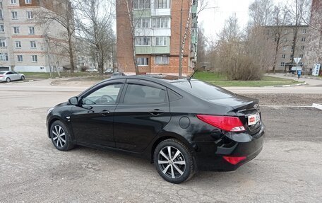 Hyundai Solaris II рестайлинг, 2016 год, 1 050 000 рублей, 5 фотография