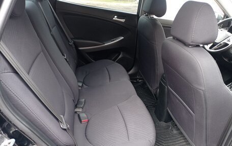 Hyundai Solaris II рестайлинг, 2016 год, 1 050 000 рублей, 12 фотография