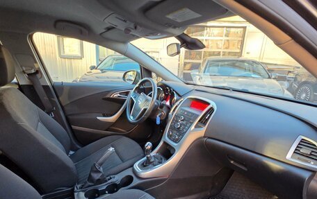 Opel Astra J, 2011 год, 849 000 рублей, 5 фотография