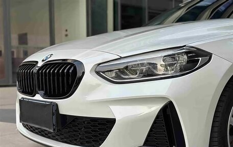 BMW 1 серия, 2023 год, 1 800 000 рублей, 23 фотография