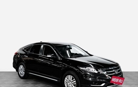 Honda Crosstour I рестайлинг, 2013 год, 1 810 000 рублей, 2 фотография