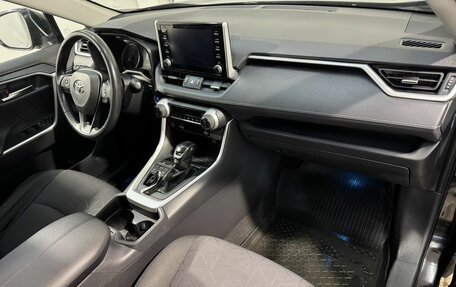 Toyota RAV4, 2020 год, 3 599 800 рублей, 3 фотография