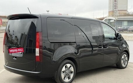 Hyundai Staria, 2023 год, 4 800 000 рублей, 6 фотография