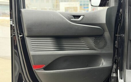 Hyundai Staria, 2023 год, 4 800 000 рублей, 14 фотография