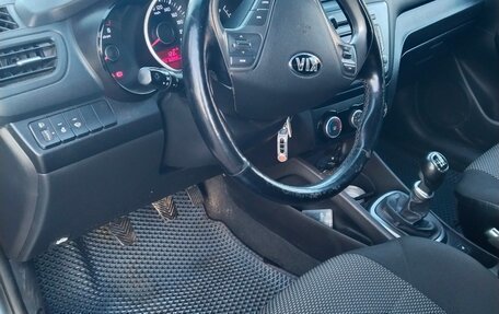 KIA Rio III рестайлинг, 2016 год, 1 050 000 рублей, 8 фотография