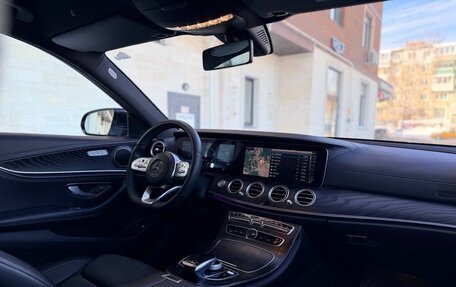 Mercedes-Benz E-Класс, 2019 год, 2 990 000 рублей, 5 фотография