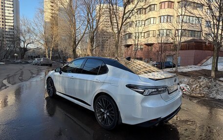 Toyota Camry, 2021 год, 2 650 000 рублей, 4 фотография